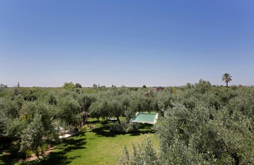 Chwiter Villa | Villa Jardin Bleu avec piscine chauffée à la campagne