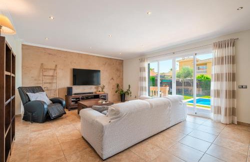 Urbanizacion Sant Marcal Villa | Villa Joan Deia Escultor