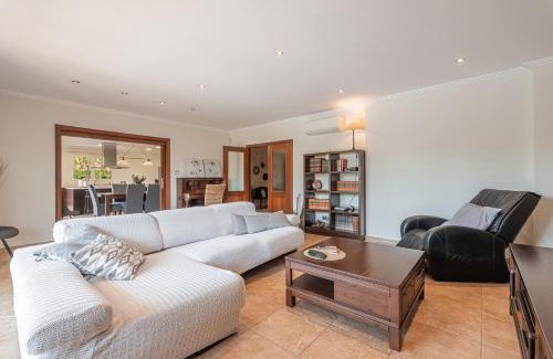 Urbanizacion Sant Marcal Villa | Villa Joan Deia Escultor