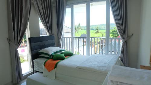 Bangunjiwo Villa | Villa Jogja Grand Bale with Private Pool by Simply Homy