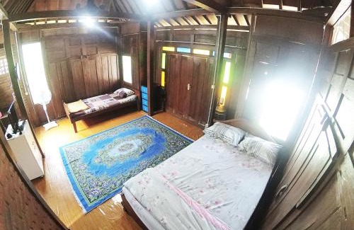 Kalasan House | Villa Joglo Kalasan