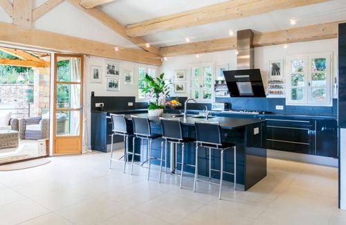 Chateauneuf-Grasse Villa | Villa Jolie - Four Bedroom Villa, Sleeps 8