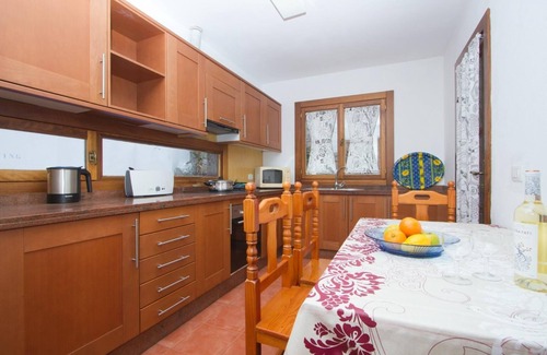 Los Mojones Villa | Villa Julianne 2 - Three Bedroom Villa, Sleeps 6