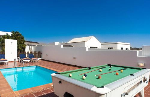 Puerto del Carmen Villa | Villa Julianne 1
