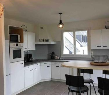 Tredrez-Locquemeau House | villa Juliette, vue mer, accès plages à pieds