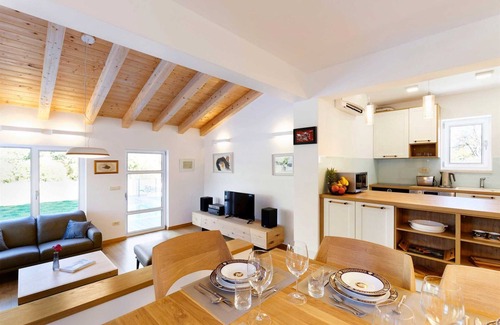Tucepi Villa | Villa Jure in Dalmatian Hinterland, heated pool, sauna, near Biokovo