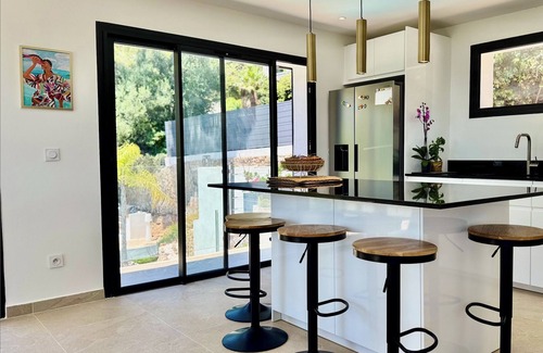 Hyeres Villa | VILLA KALLIOPE (new) - SEA 180° SIGHT & EASY BEACH ACCESS