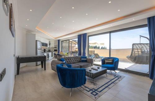 Faralya Villa | Villa Kardelen / Kalkan