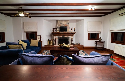 Koycegiz Villa | Villa Kashmir, a perfect environment for getaways, 25 people