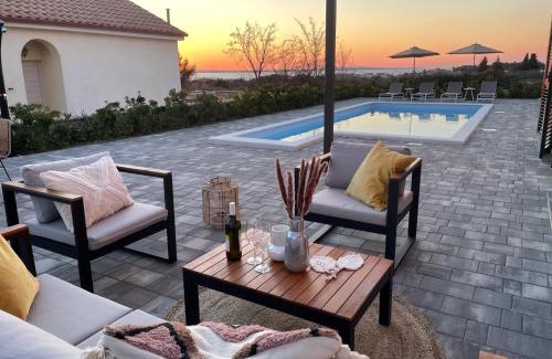 Vrsi Villa | Villa Katarina - großer Pool beheizt - Meerblick