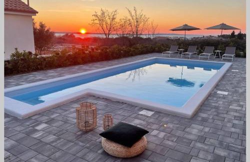 Vrsi Villa | Villa Katarina - großer Pool beheizt - Meerblick