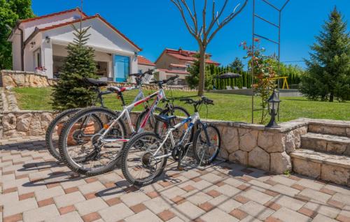 Imotski Villa | Villa Katarina - Makarska by Villas Guide