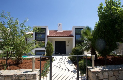 Kas Villa | Villa Katja, Yeniköy Kaş/Antalya Secluded beauty high above.