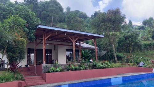 Cisarua Villa | Villa Kay Hills