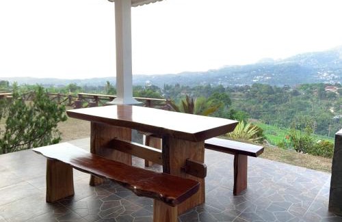 Cisarua Villa | Villa Kay Valley