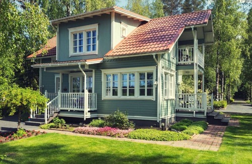 Nurmijarvi House | Villa Kesätie · Picturesque Lakefront Haven