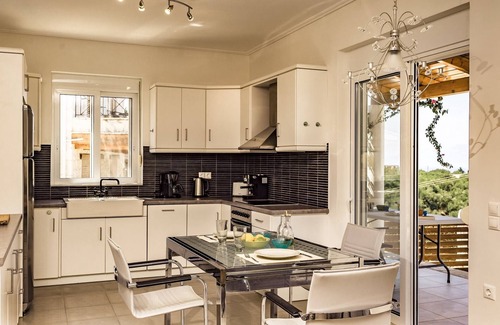 Tragaki Villa | Villa Keshi, private swimming, panoramic sea views in tranquil location!