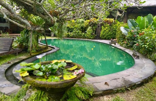 Pekutatan Villa | Villa Kharisma Medewi