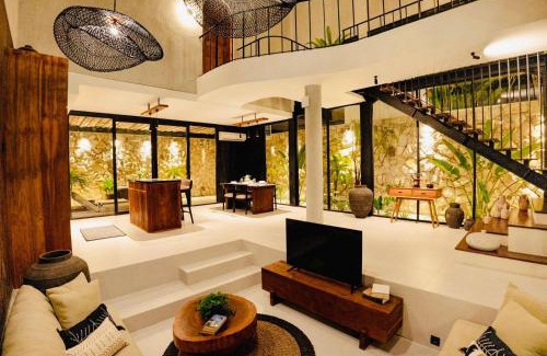 Drupadi Villa | Villa KHAYU Seminyak Modern 2-Bedroom Villa Just 900m from the Beach