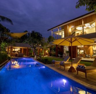 Berawa Villa | Villa Kimaya - 5-bed Berawa Luxury Villa with complimentary pool fence