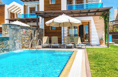 Kiotari Villa | Villa Kiotari Erato - Three Bedroom Villa, Sleeps 5