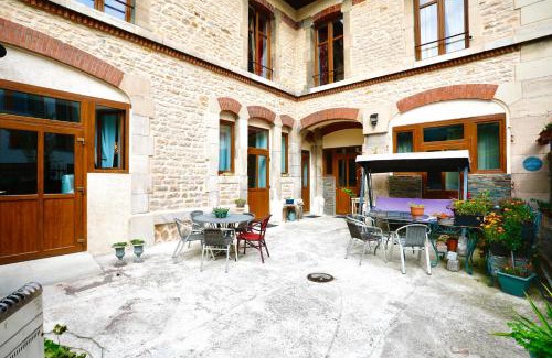 Saint-Pierre - Rene II - Bonsecours Apartment | Villa Kronberg