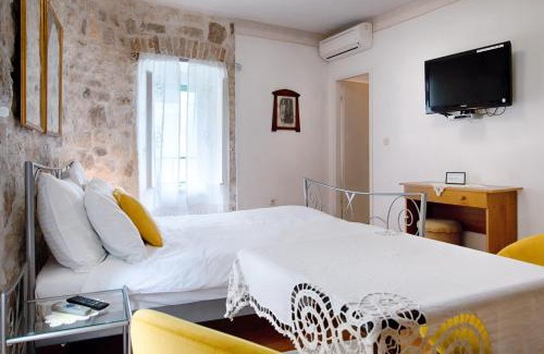 Komiza Bed & Breakfast | Villa Kuljis