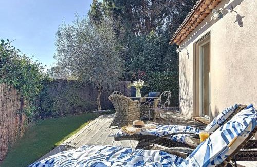 Valbonne House | Villa "L'émeraude - Maison d'Hôtes - Jardin et parking privés - Valbonne