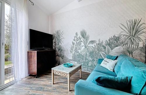 Valbonne House | Villa "L'émeraude - Maison d'Hôtes - Jardin et parking privés - Valbonne