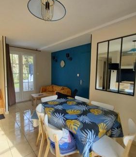 Les Conches House | Villa L'Acacias