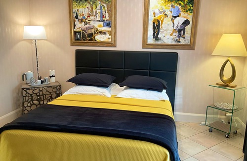 Vaux-sur-Mer House | Villa l'Olivier, Chambre d'Hôtes Les Volets Bleus