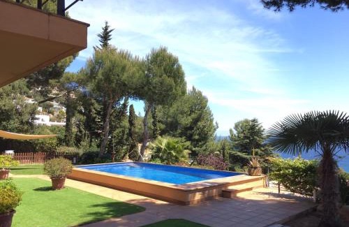 Blanes Villa | VILLA LA CALA with swimming pool & sea view, 10 min walk from the sea