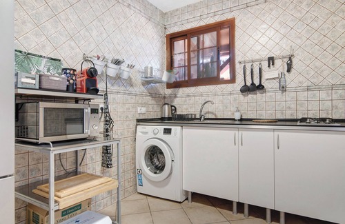Valsequillo de Gran Canaria Villa | Villa "La Casita de Vals" with mountain views, pool, garden, air conditioning and Wi-Fi