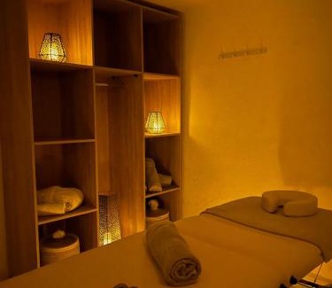 Ayir House | Villa La Falaise
