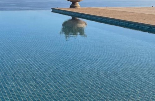 Ayir House | Villa la Falaise