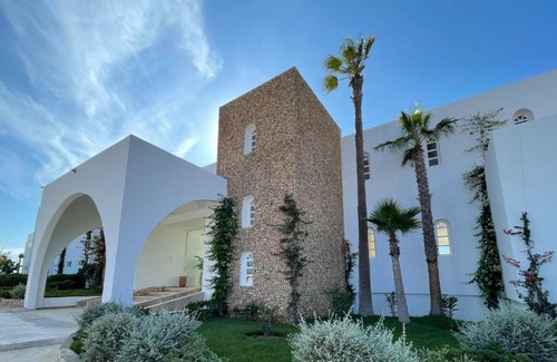 Ayir House | Villa la Falaise