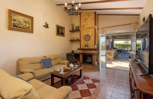 Alhaurin el Grande Villa | Villa La Garnalda with private pool/fiber optic wifi/barbecue