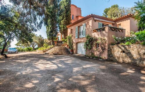 Rayol-Canadel-sur-Mer Villa | Villa la Malpagne, 400m2 les pieds dans l'eau