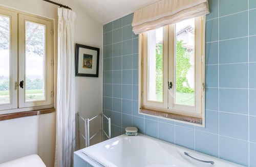 Montdurausse Villa | Villa La Plaine - Four Bedroom Villa, Sleeps 8