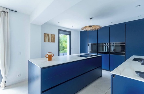 11th Arrondissement House | Villa La Tahitienne S