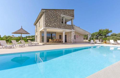 Pollensa Villa | Villa La Vinya Gran by Sealand Villas