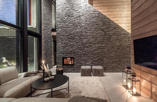 Akaslompolo House | Villa Laponia