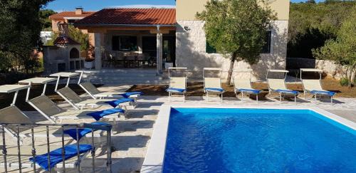 Verunic Villa | Villa Lara