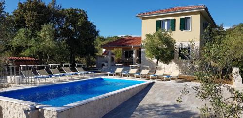 Verunic Villa | Villa Lara