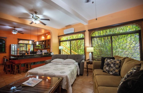 Nosara Villa | Villa Las Palmas Tropical Rental - Beach Front - WiFi - Water Tank - Porch - AC