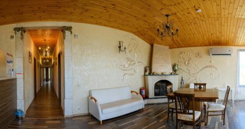 Tsilkani Hotel | Villa Lata