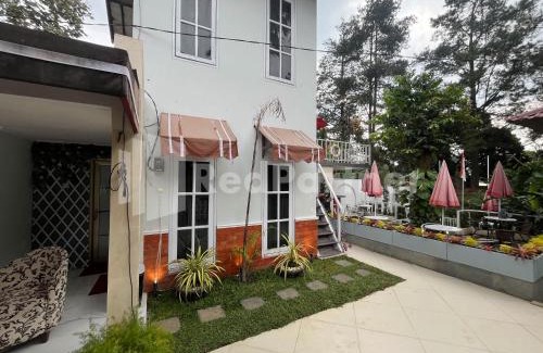 Ngantang Hotel | Villa Layar Selorejo Mitra RedDoorz