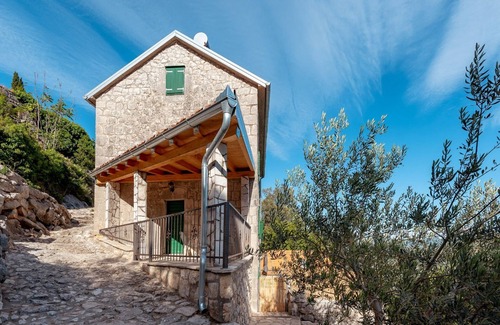 Stasevica Villa | Villa Lazini Dvori - Two Bedroom Stone House Villa with Private Pool