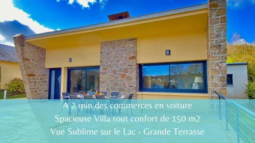 Villefranche-de-Panat Villa | Villa le Menhir 4 Ch au Bord du Lac et Terrasse