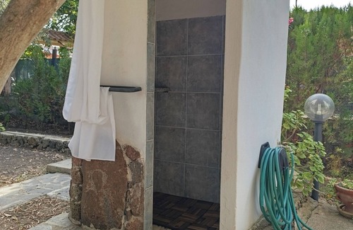 Sas Linnas Siccas Apartment | Villa le palme, 500 mt from the beaches of Sas Linnas Siccas Bay.